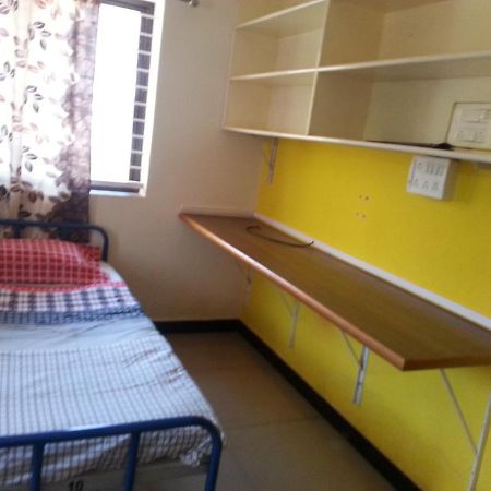 Nisarga Men'S Pg Hostel Dharwad Exterior photo
