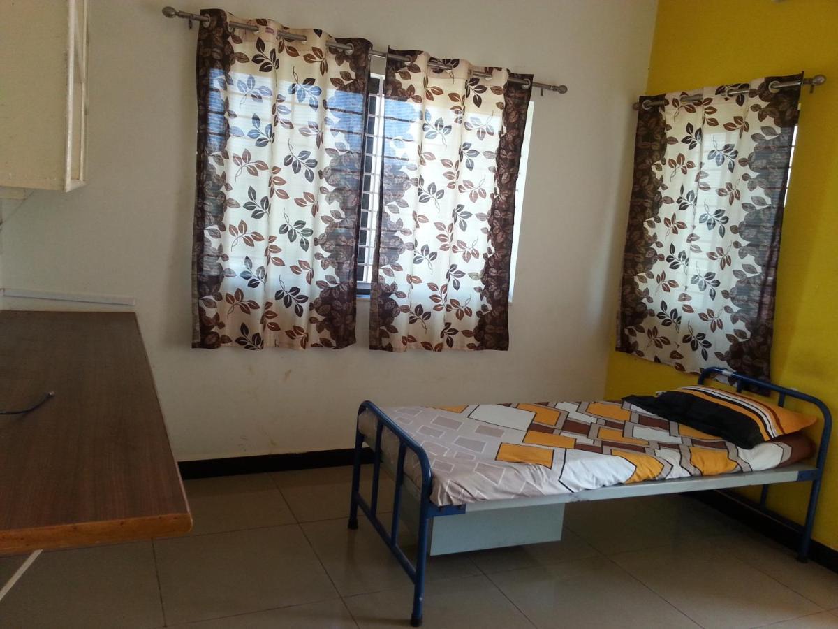 Nisarga Men'S Pg Hostel Dharwad Exterior photo